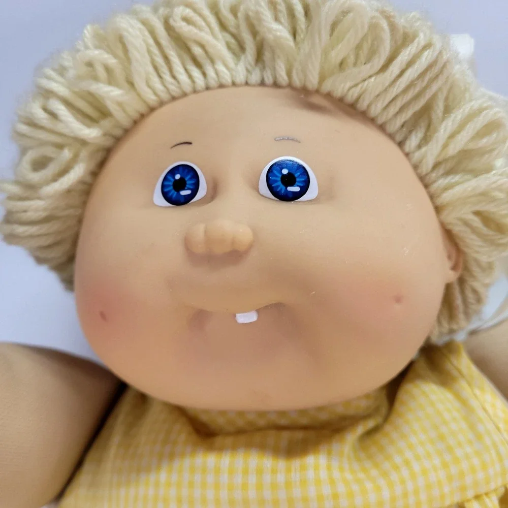 Vintage 1985 Cabbage Patch Kid Doll Blonde Yarn Hair Blue Eyes Toothy 16in